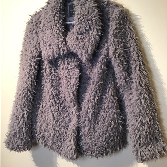 Grey cozy and soft teddy bear Sherpa faux fur coat - Picture 2 of 15